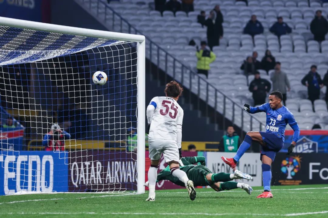 ayx爱游戏在线入口-关于字母哥连续三场比赛得分超过晋级下一阶段，TES不断突破！比赛高潮迭起的信息